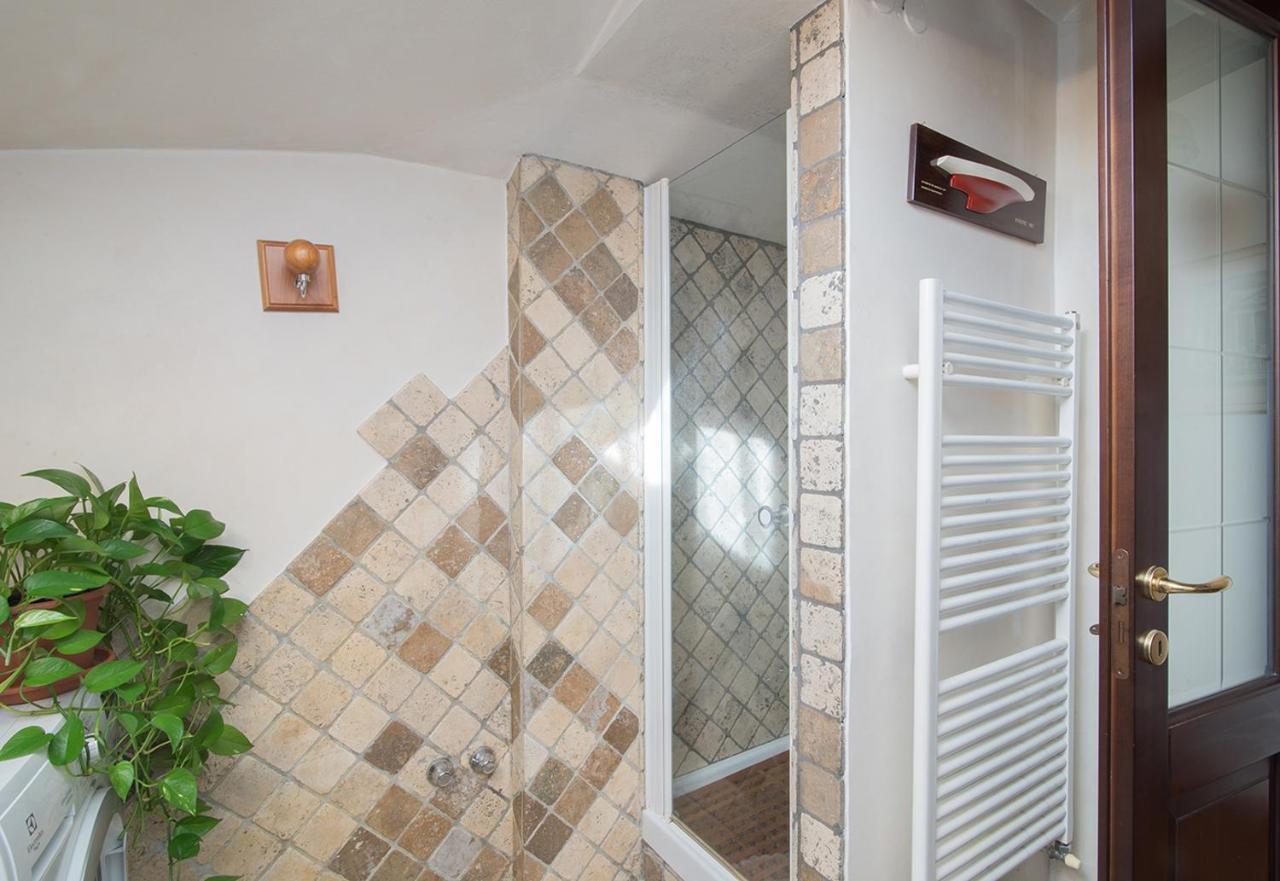 La Mansarda Delle Meraviglie B&B Superior Trieste Exterior foto